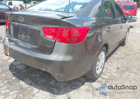 2010 Kia Forte Ex z USA, uszkodzony, nr VIN KNAFU4A23A5808155